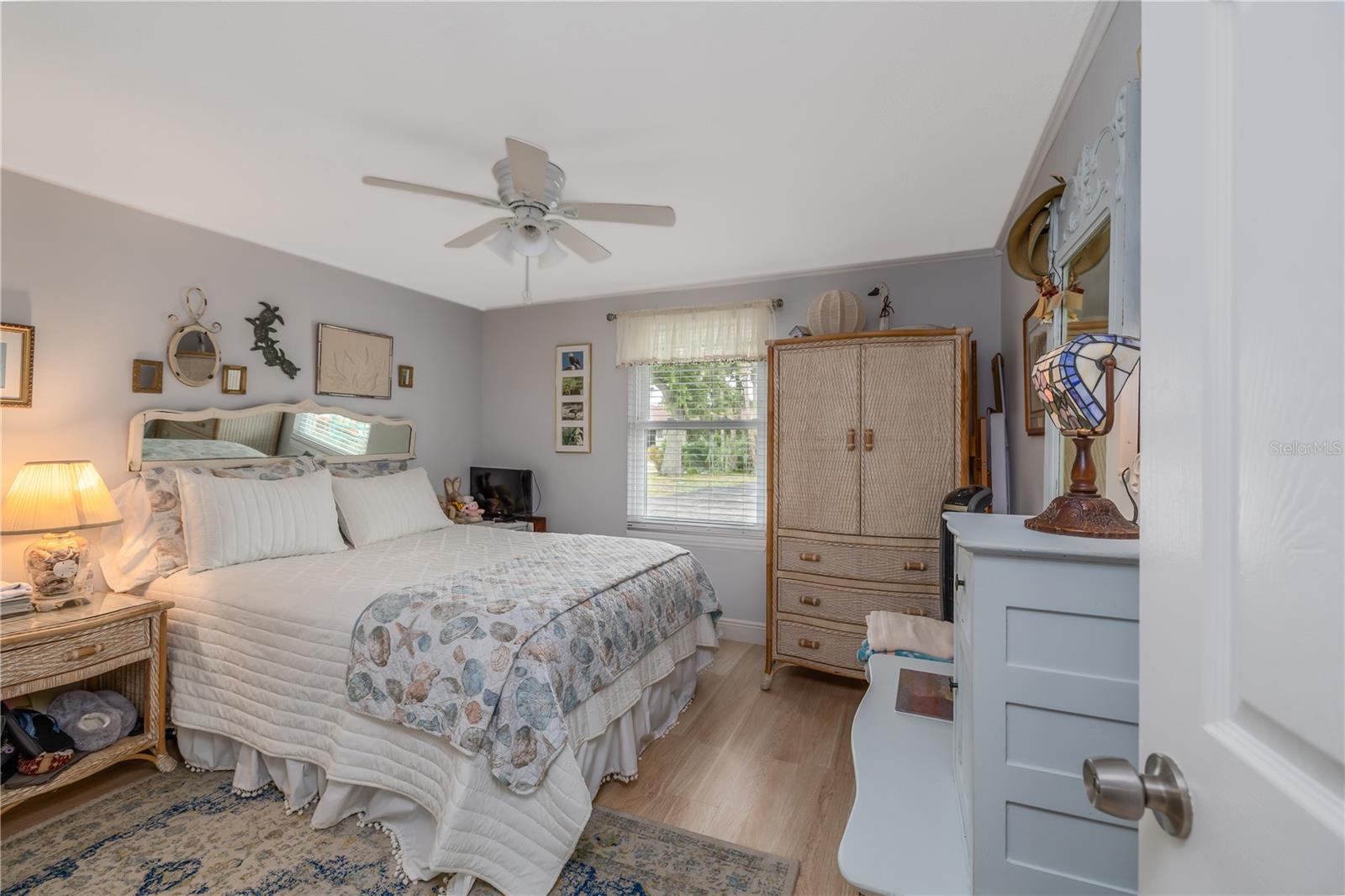 DOLPHIN COVE CONDO - Residential