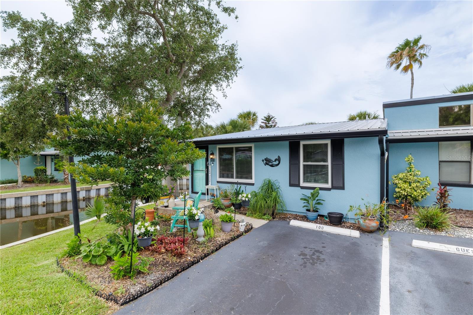 DOLPHIN COVE CONDO - Residential