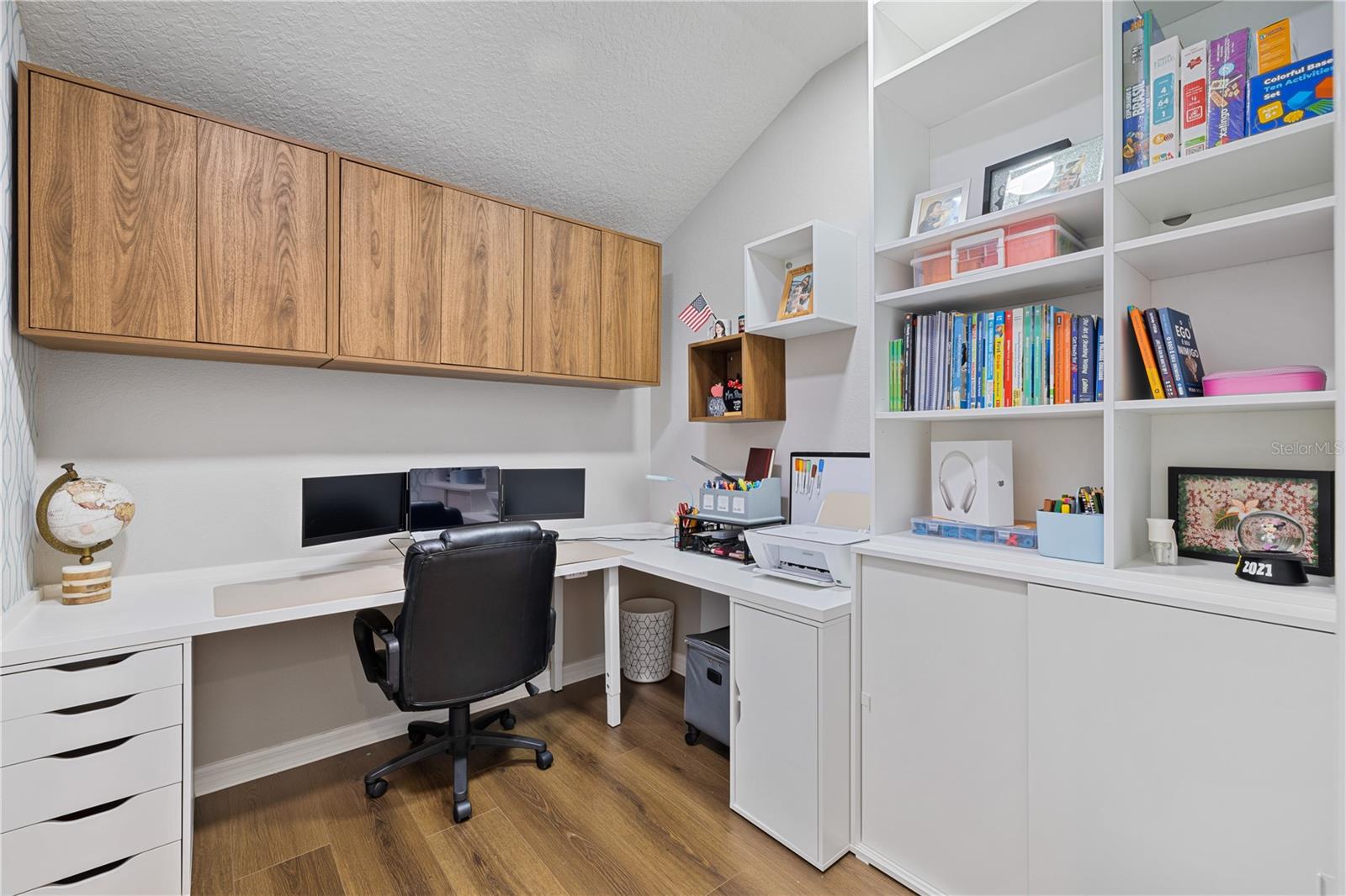 ROYAL LEGACY ESTATES - Residential