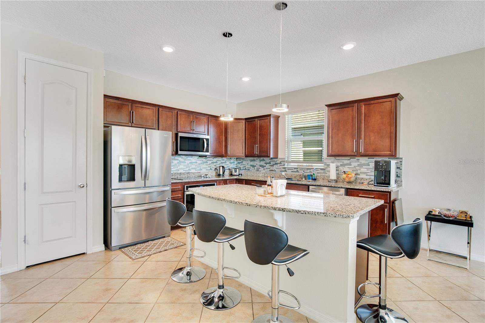 LIVE OAK LAKE PH 1 - Residential