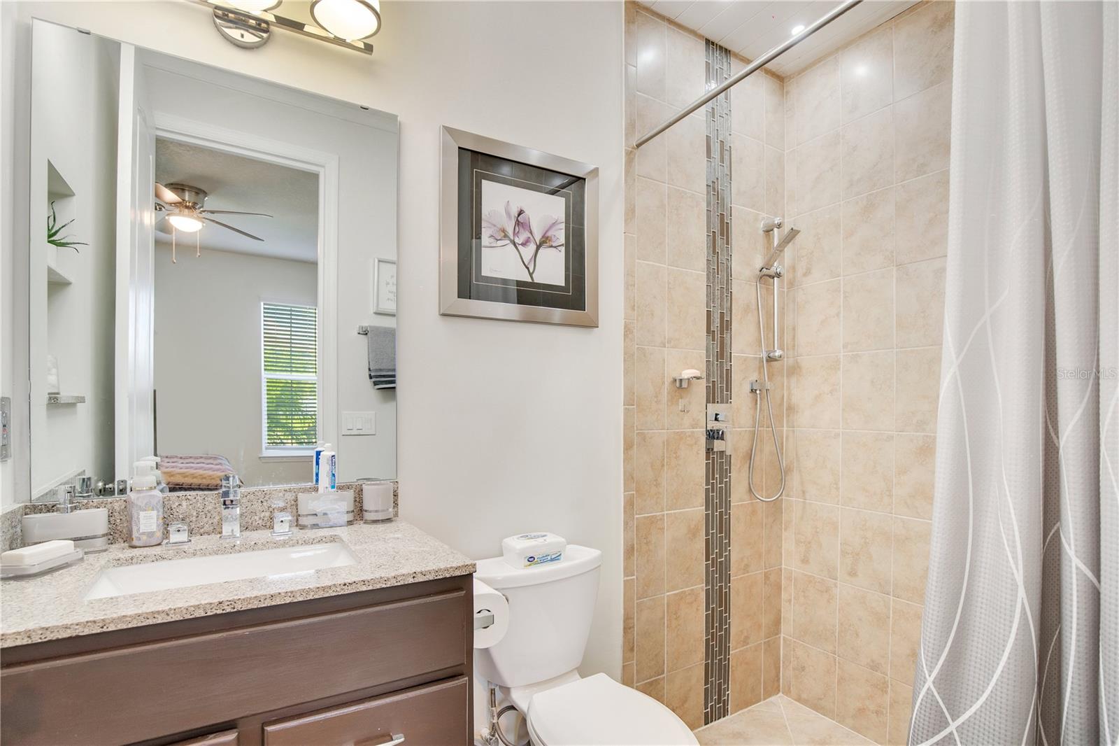LIVE OAK LAKE PH 1 - Residential