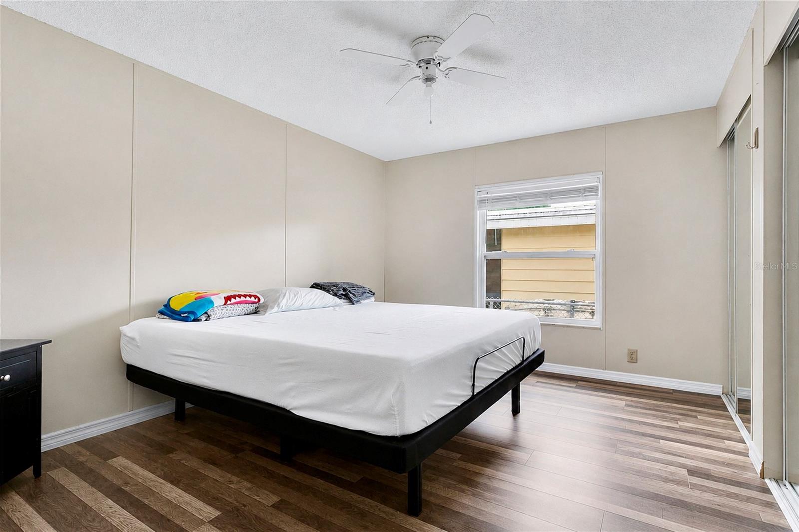 LEISURE WORLD PARK - Residential