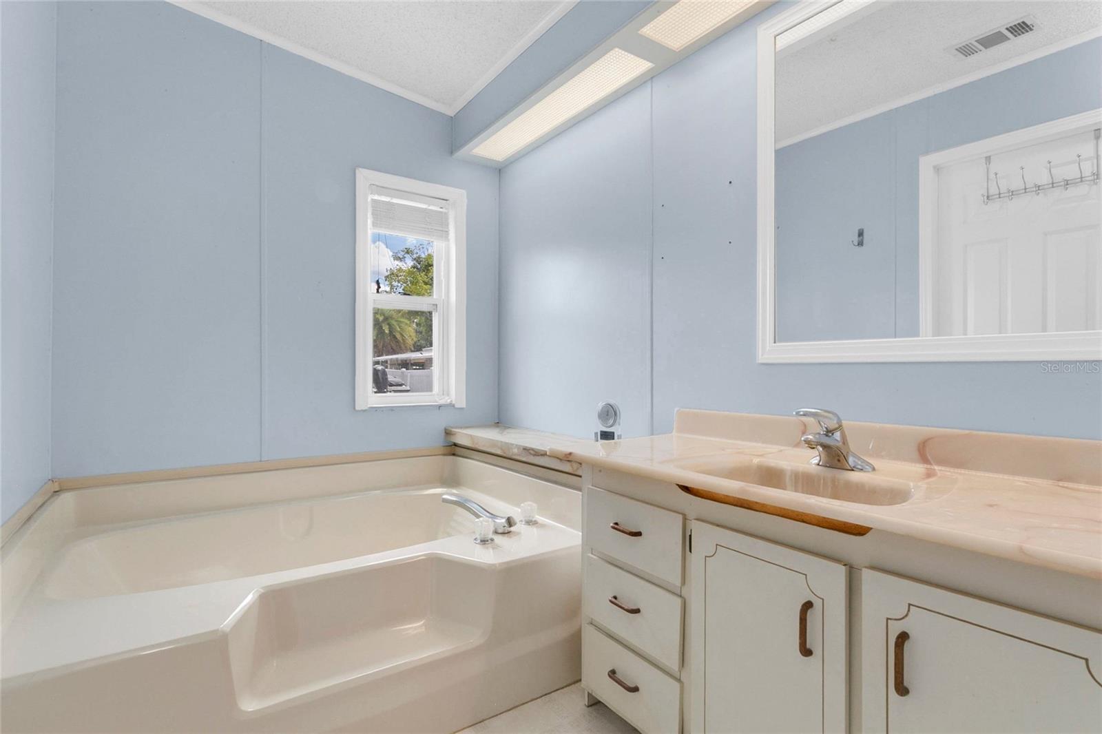 LEISURE WORLD PARK - Residential