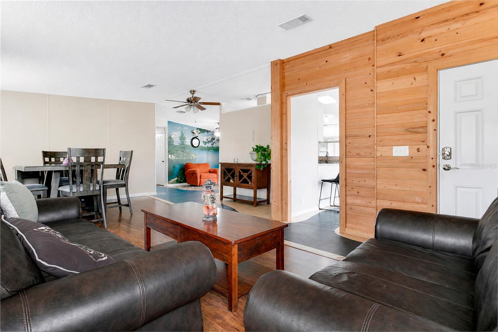 LEISURE WORLD PARK - Residential