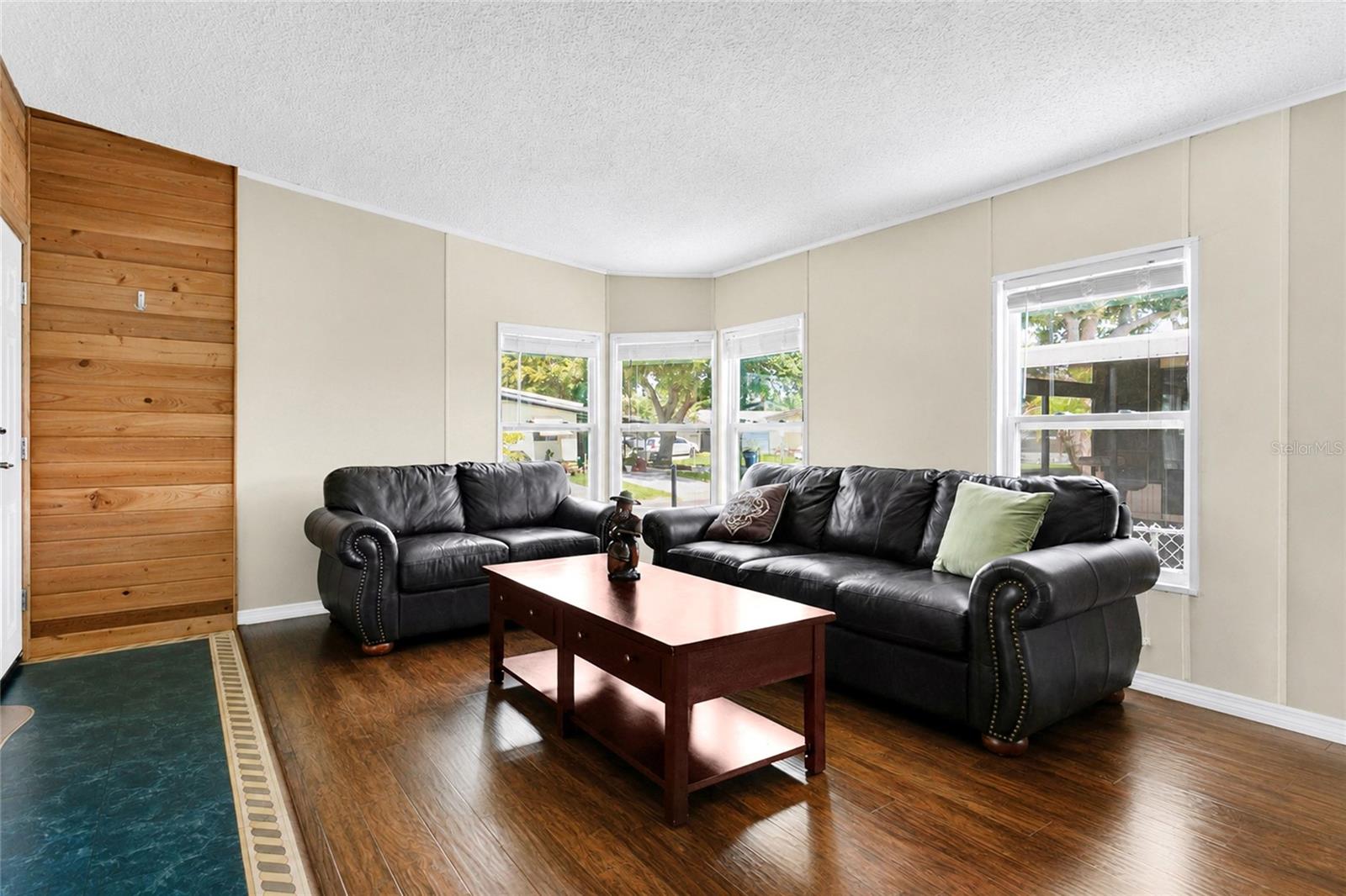LEISURE WORLD PARK - Residential