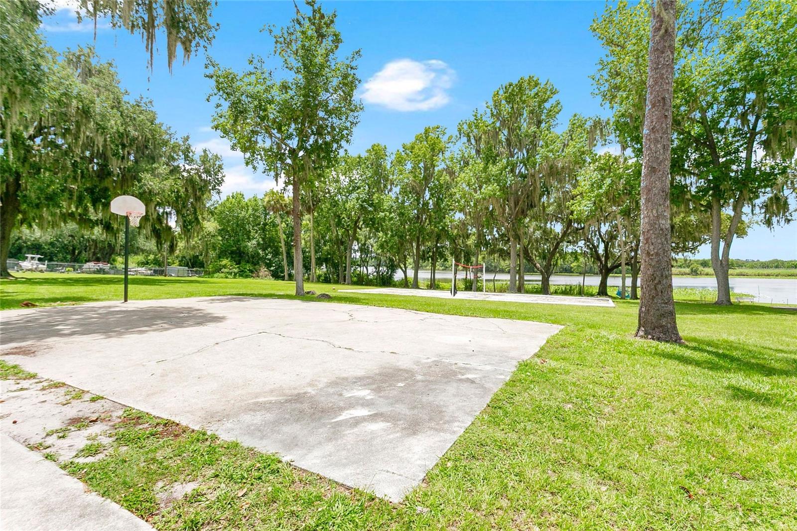 LEISURE WORLD PARK - Residential