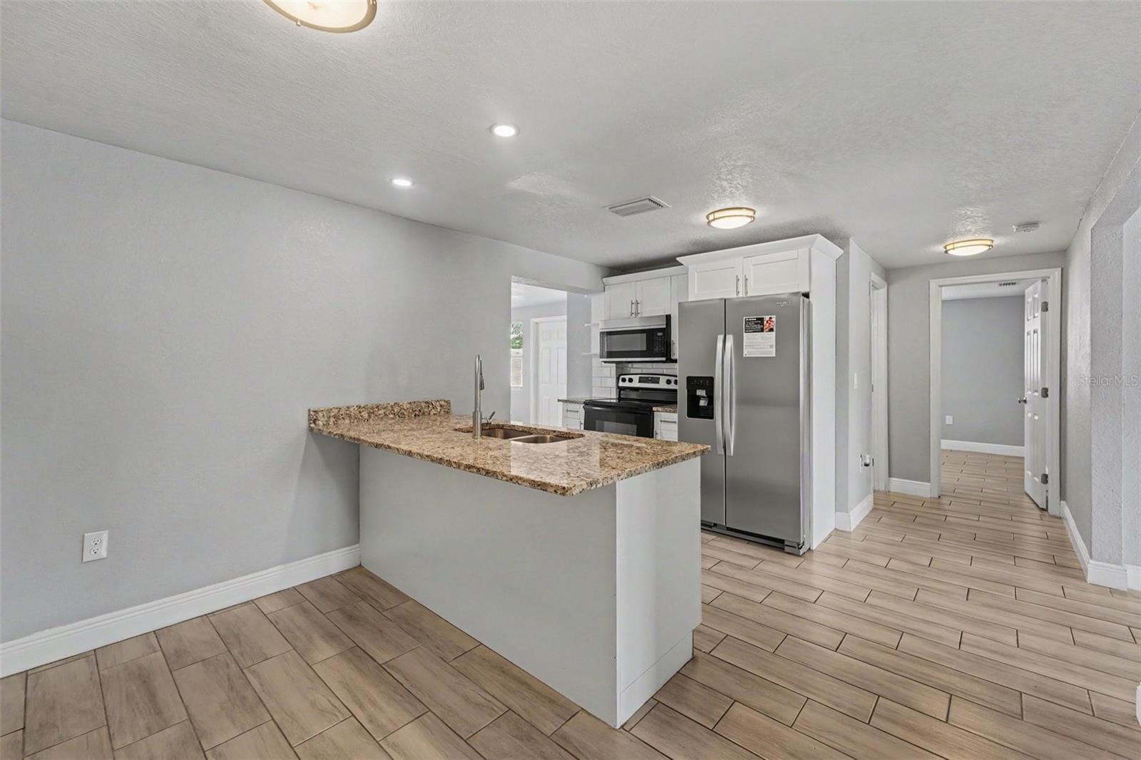 BEACON SQUARE - Residential