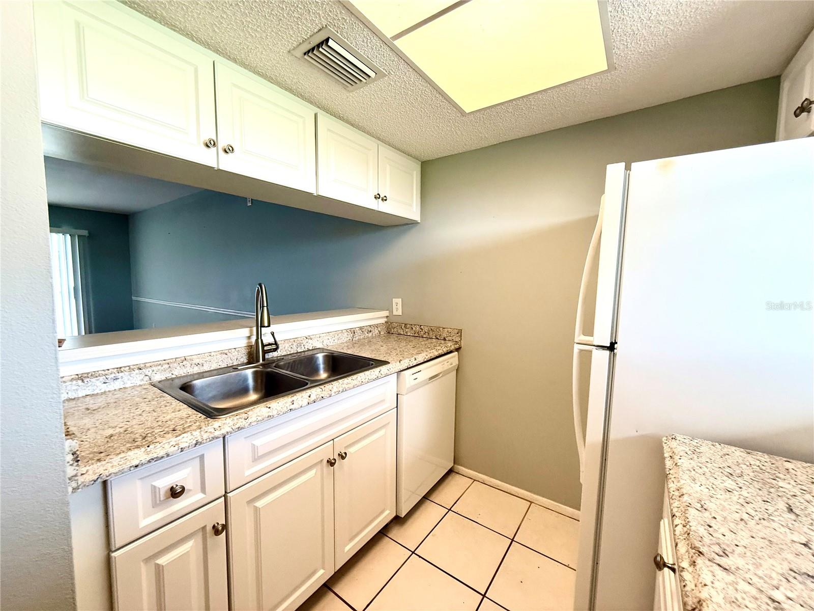 SANDHILL PINES BLDG 13 - Residential