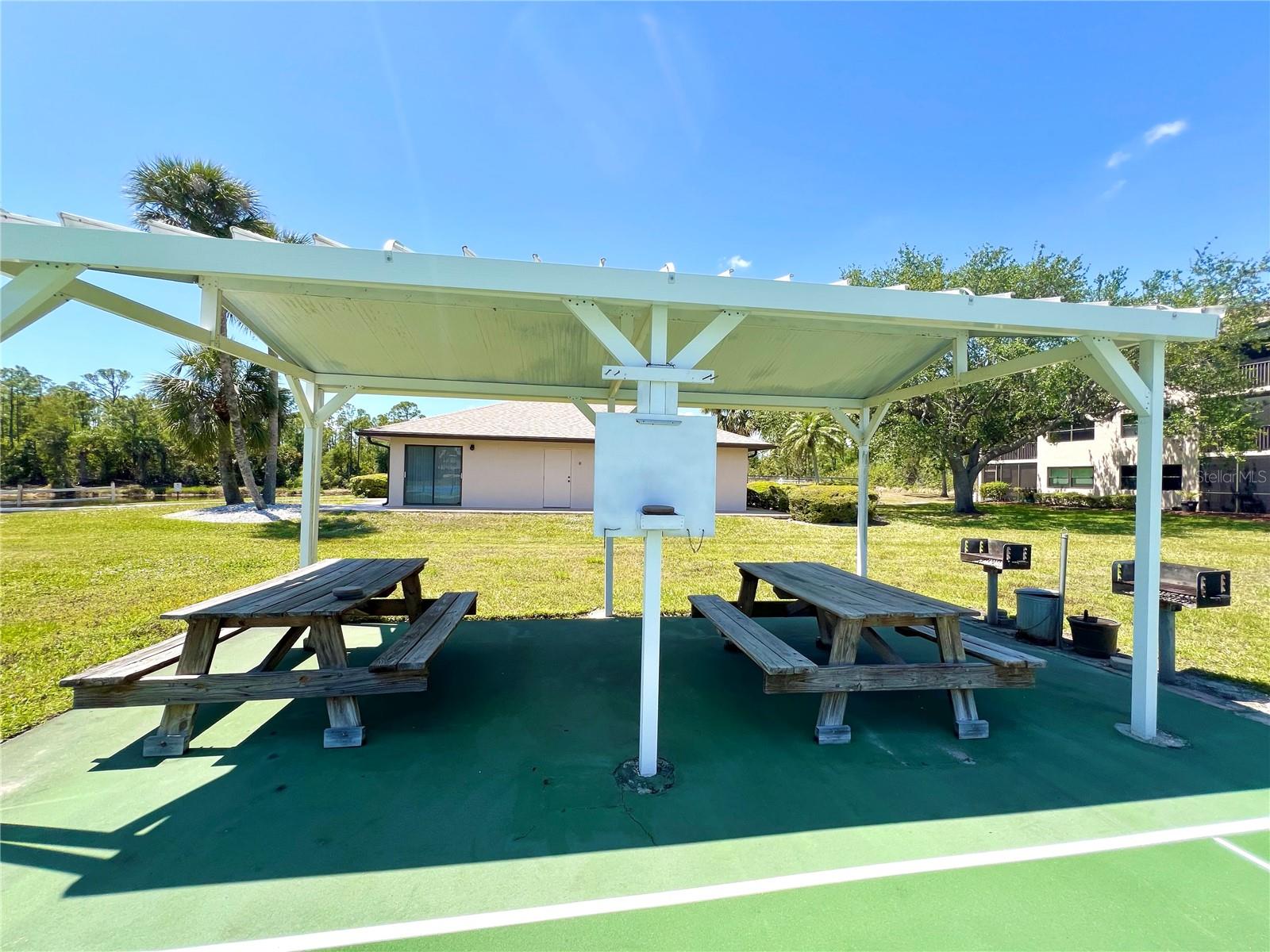 SANDHILL PINES BLDG 13 - Residential
