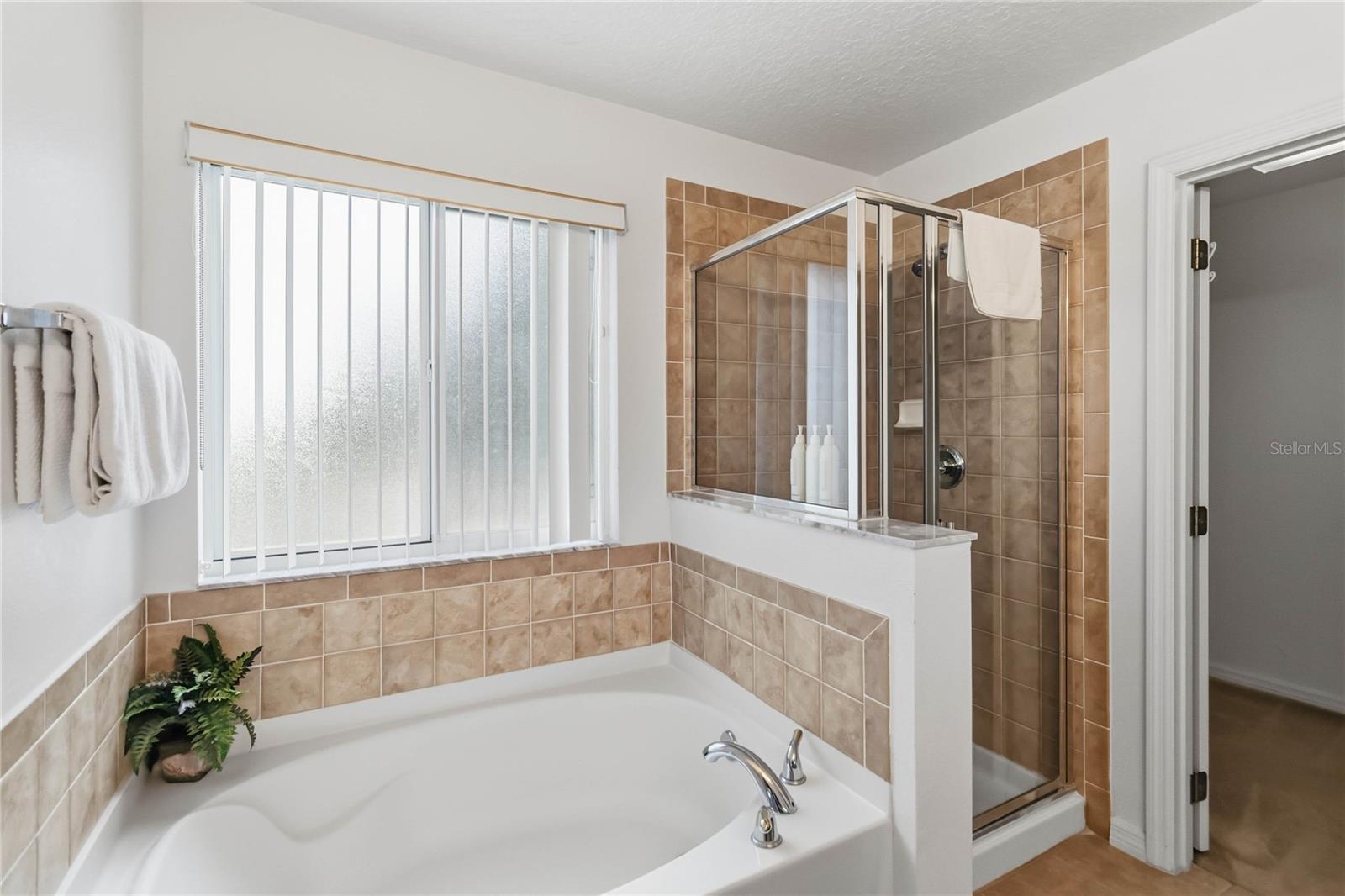 WINDWOOD BAY PH 02 - Residential