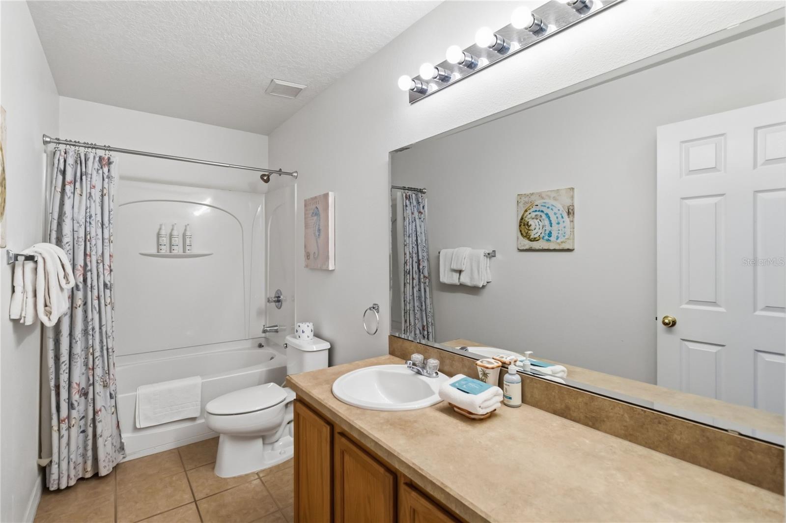 WINDWOOD BAY PH 02 - Residential