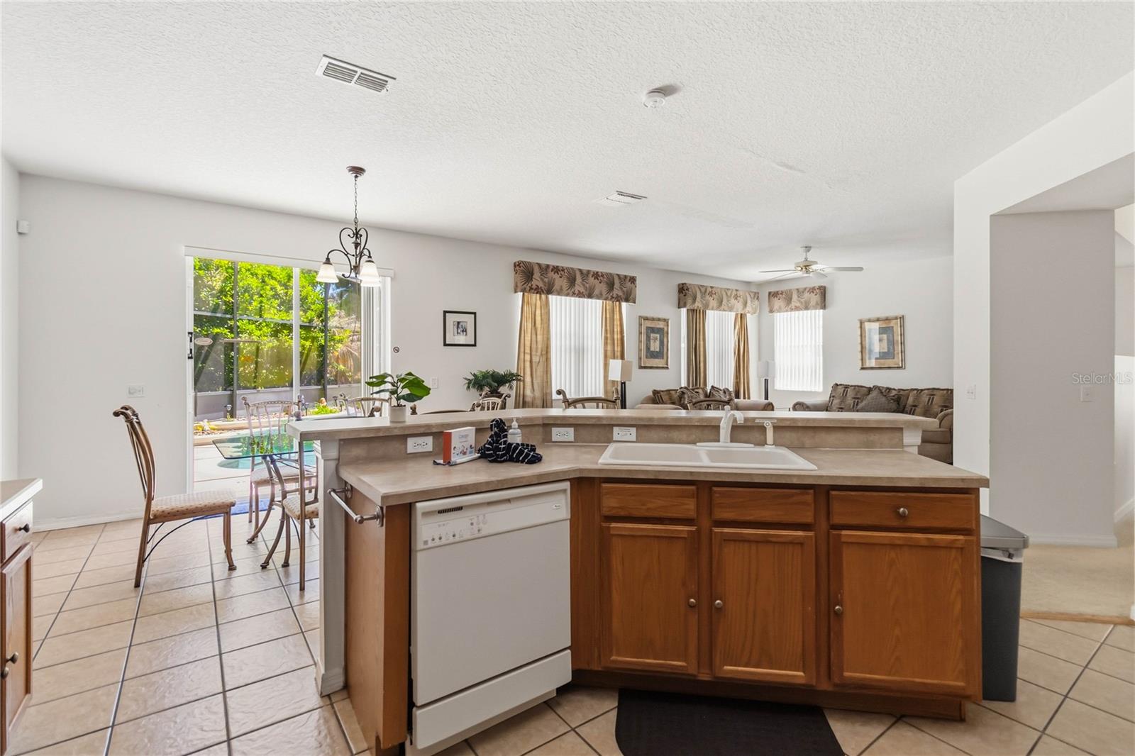 WINDWOOD BAY PH 02 - Residential