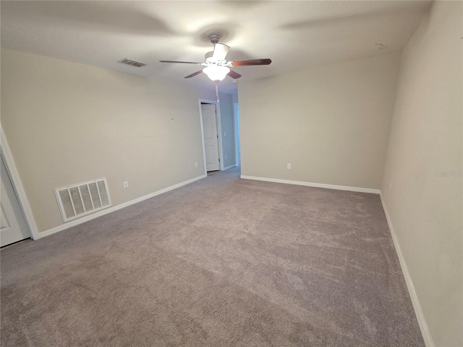RIVERVIEW LAKES - Residential