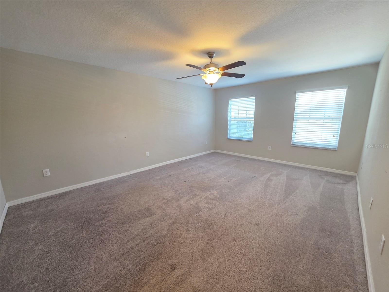 RIVERVIEW LAKES - Residential