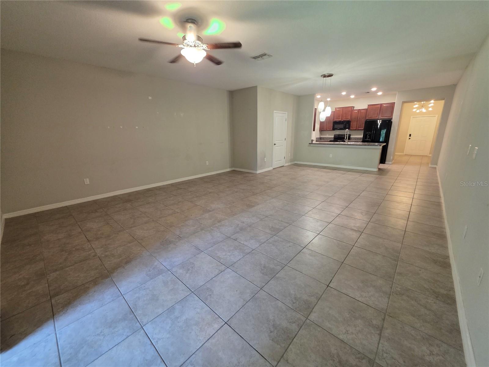 RIVERVIEW LAKES - Residential