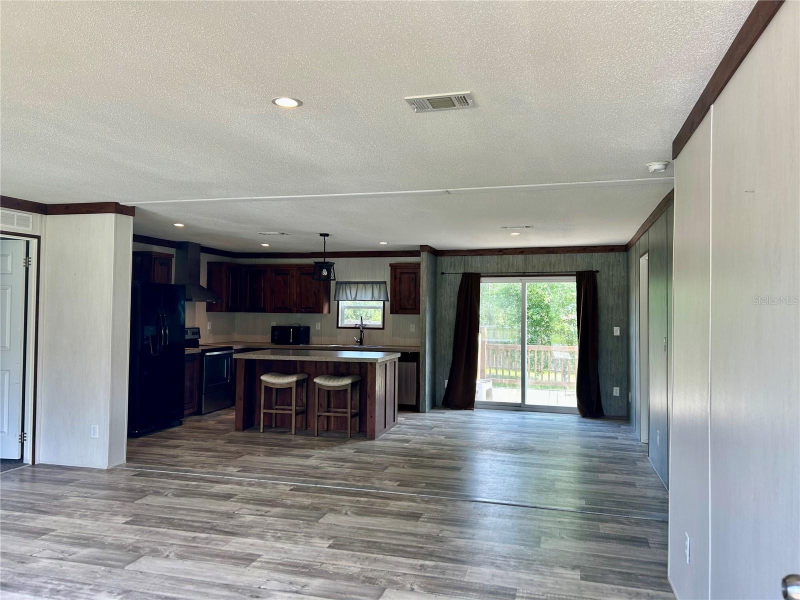 OAK RIDGE ESTATES - Residential