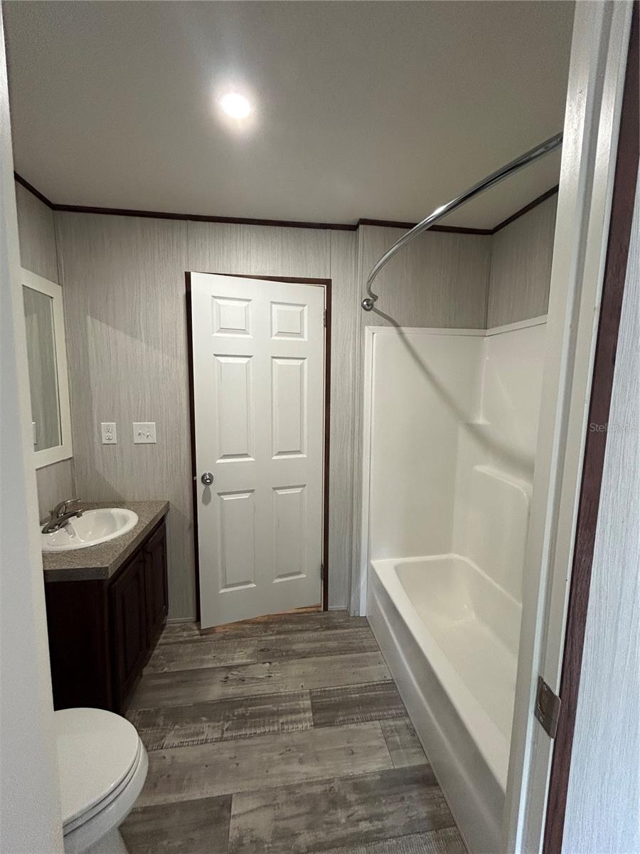 OAK RIDGE ESTATES - Residential
