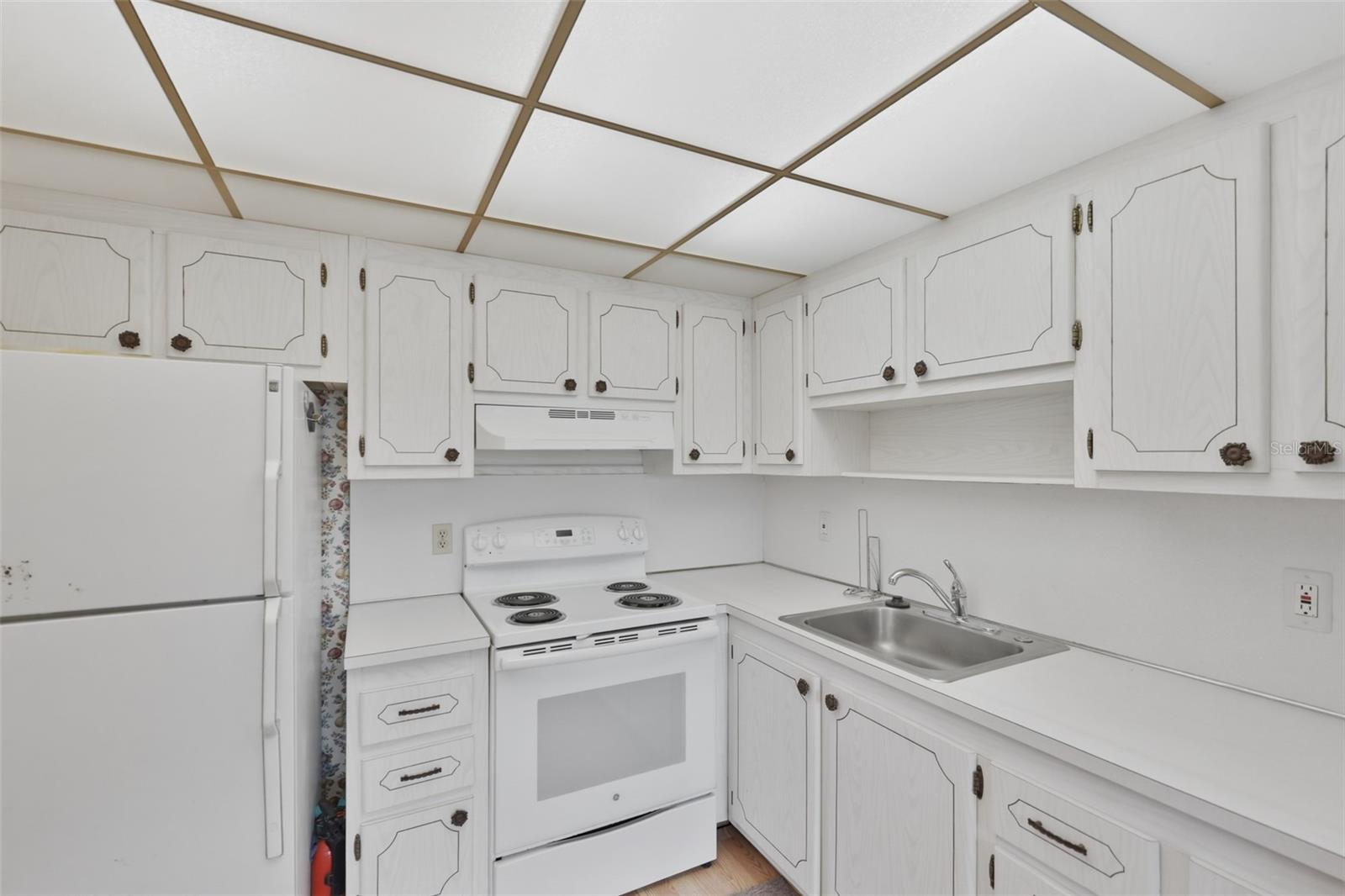 BEDFORD G CONDO - Residential