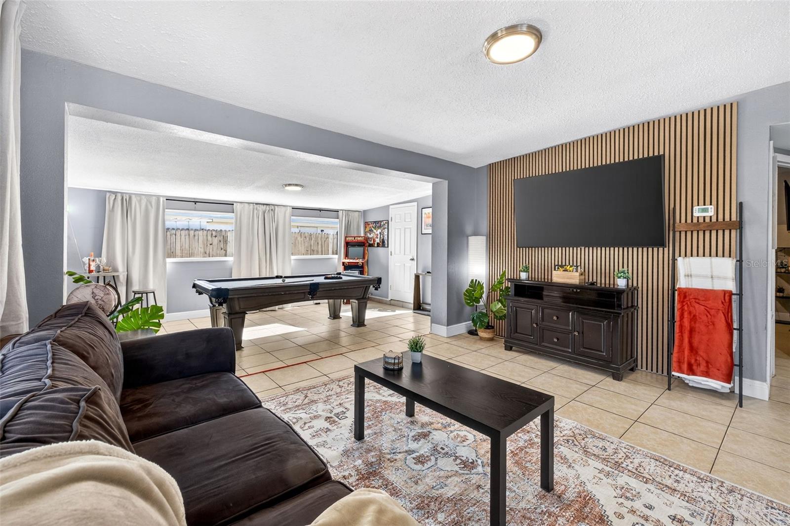 CRESTRIDGE 5TH ADD - Residential
