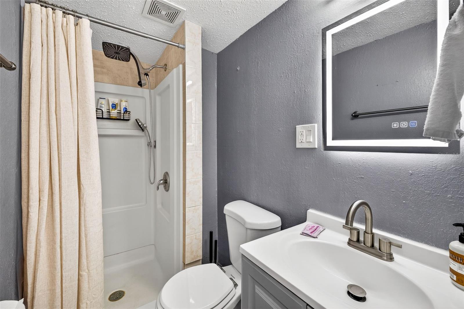 CRESTRIDGE 5TH ADD - Residential