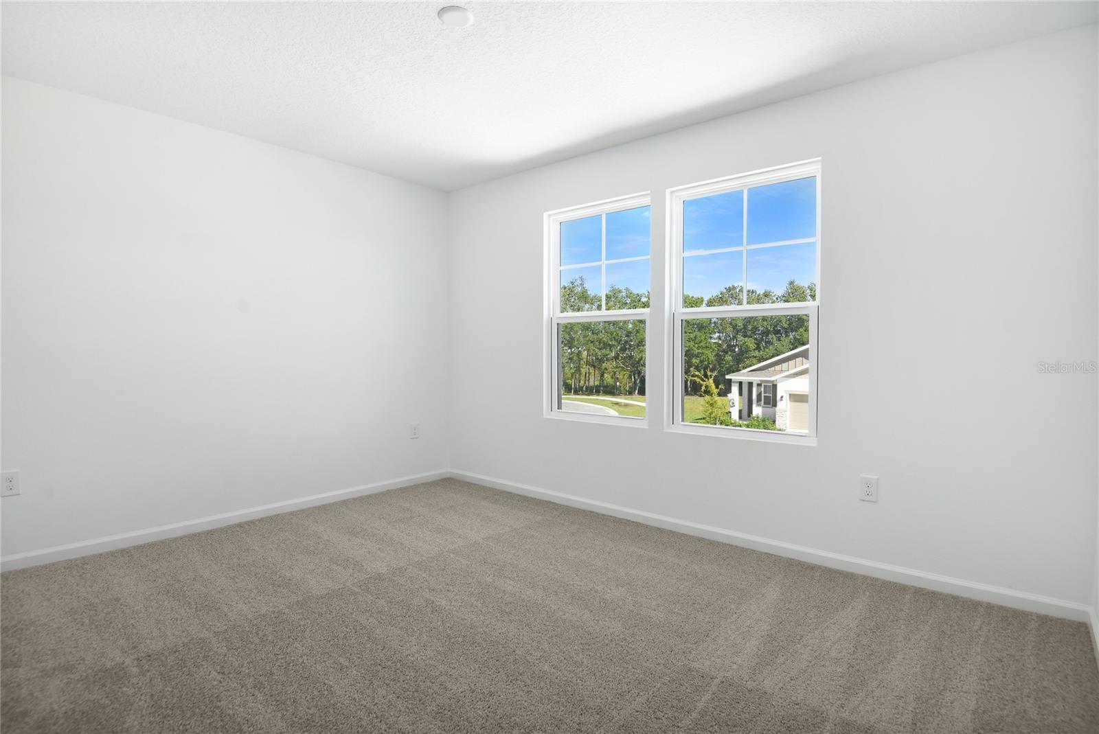 SEASONS AT SHORES OF LAKE DELL - Residential