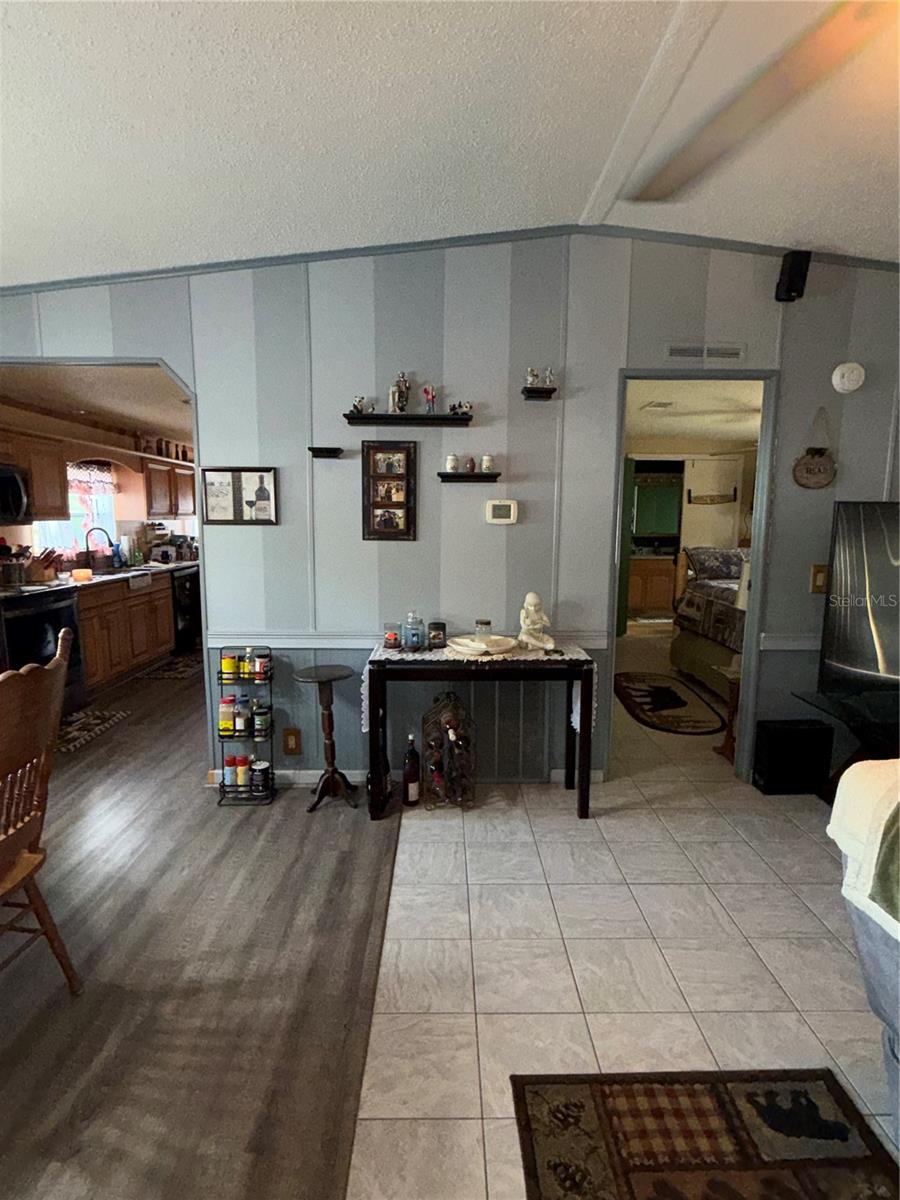 PINE LAKES SOUTH - Residential