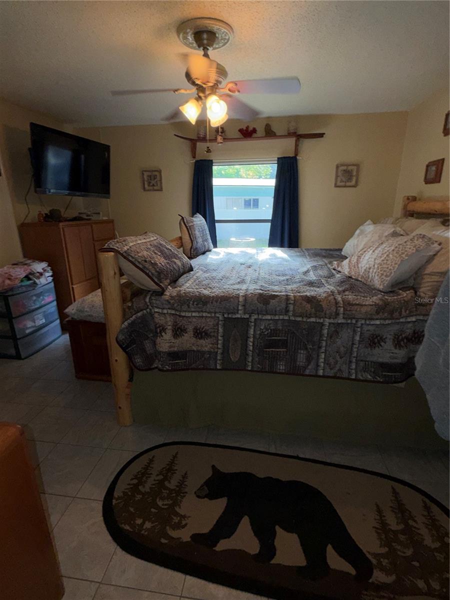 PINE LAKES SOUTH - Residential