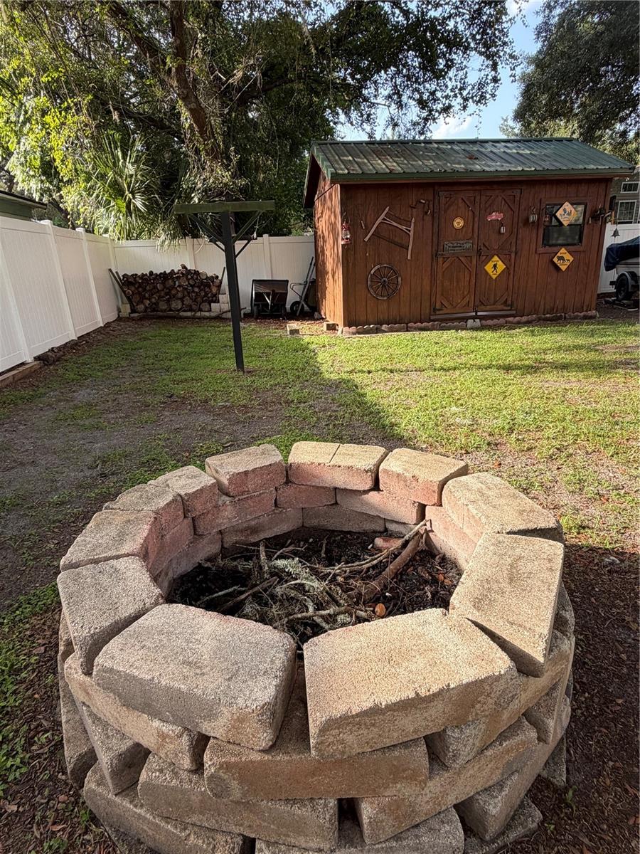 PINE LAKES SOUTH - Residential