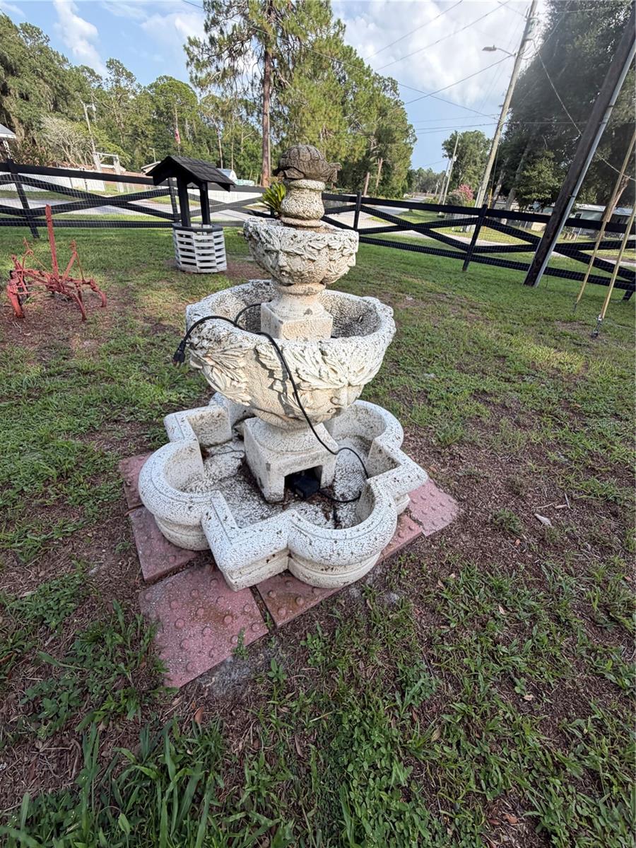PINE LAKES SOUTH - Residential