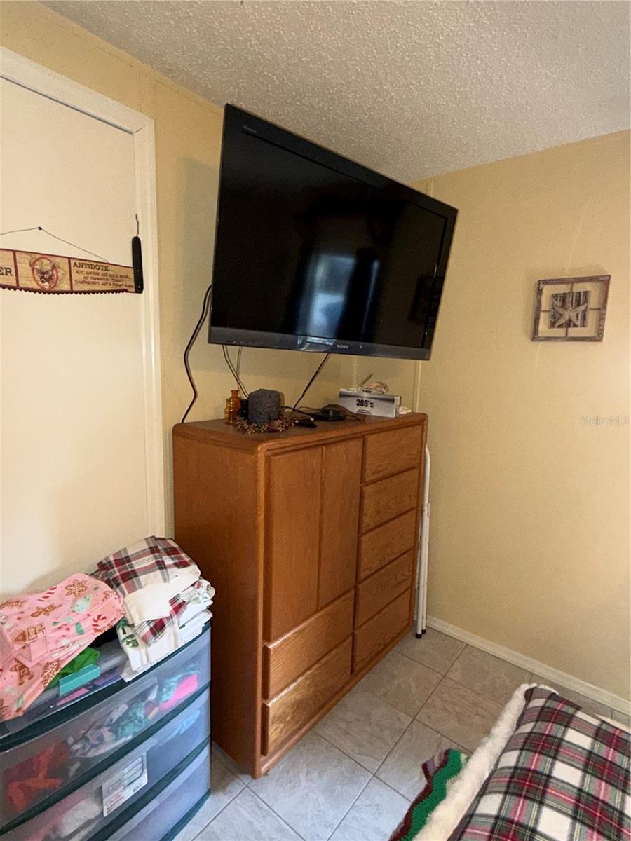 PINE LAKES SOUTH - Residential