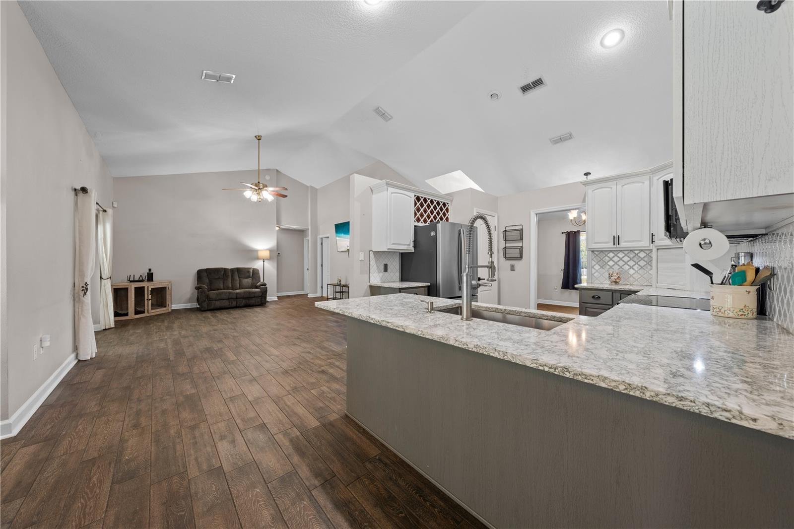 BAY LAKE RANCH UNIT 3 - Residential
