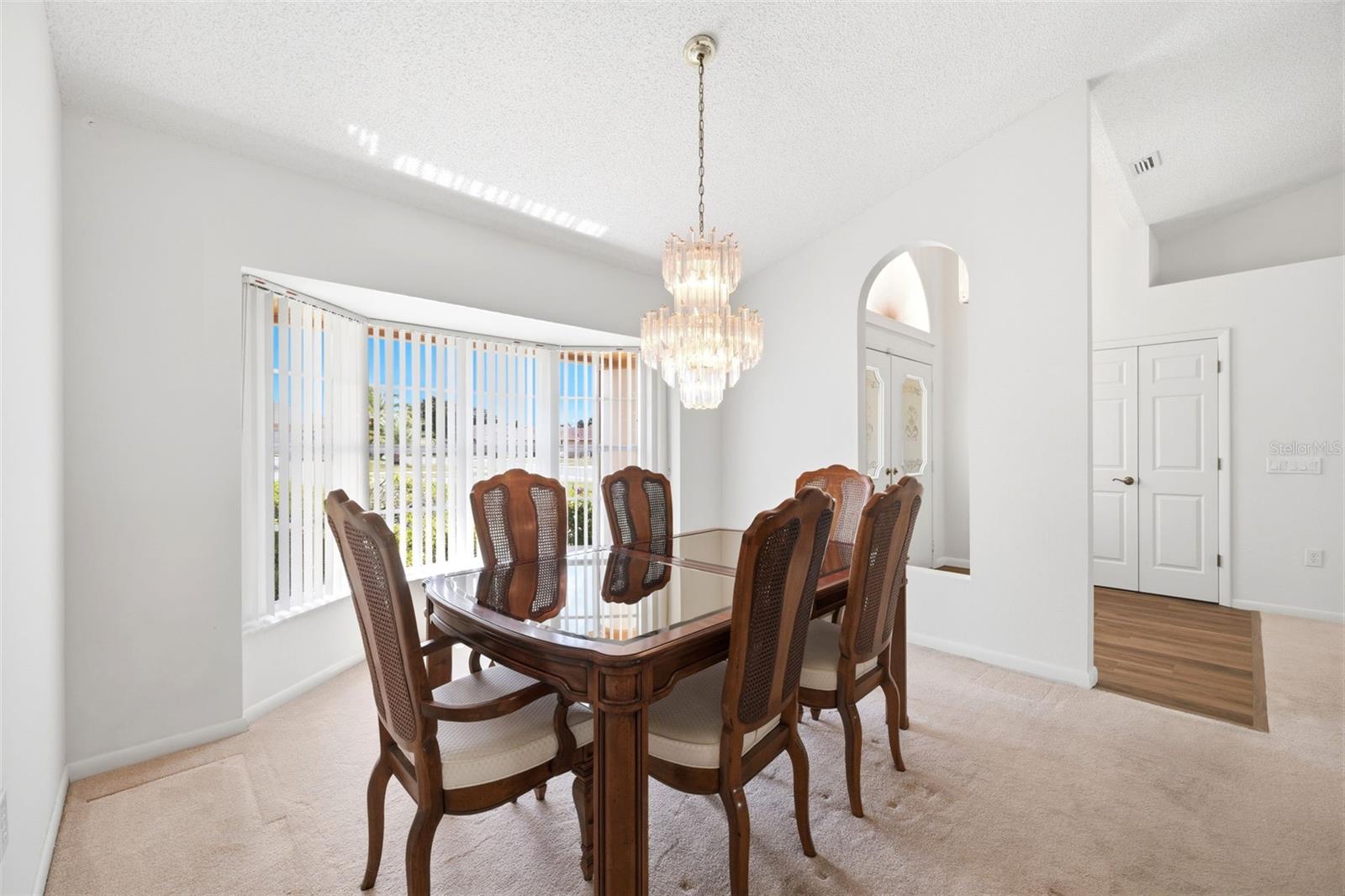 SEVEN HILLS - Residential