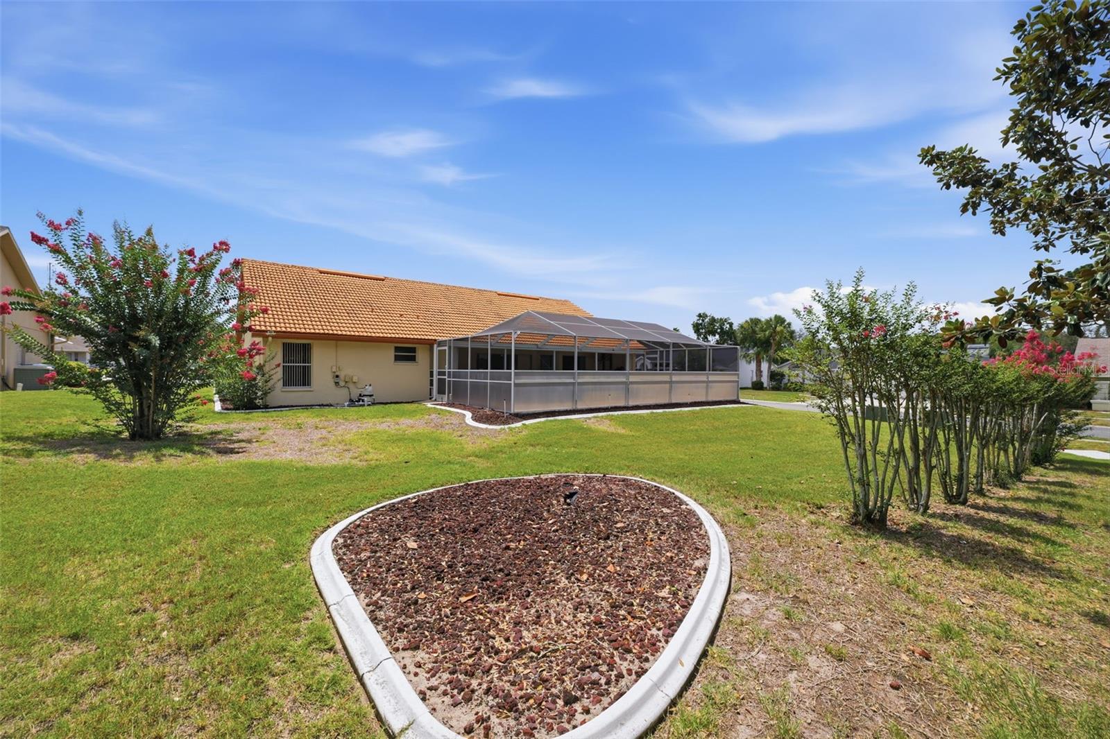 SEVEN HILLS - Residential