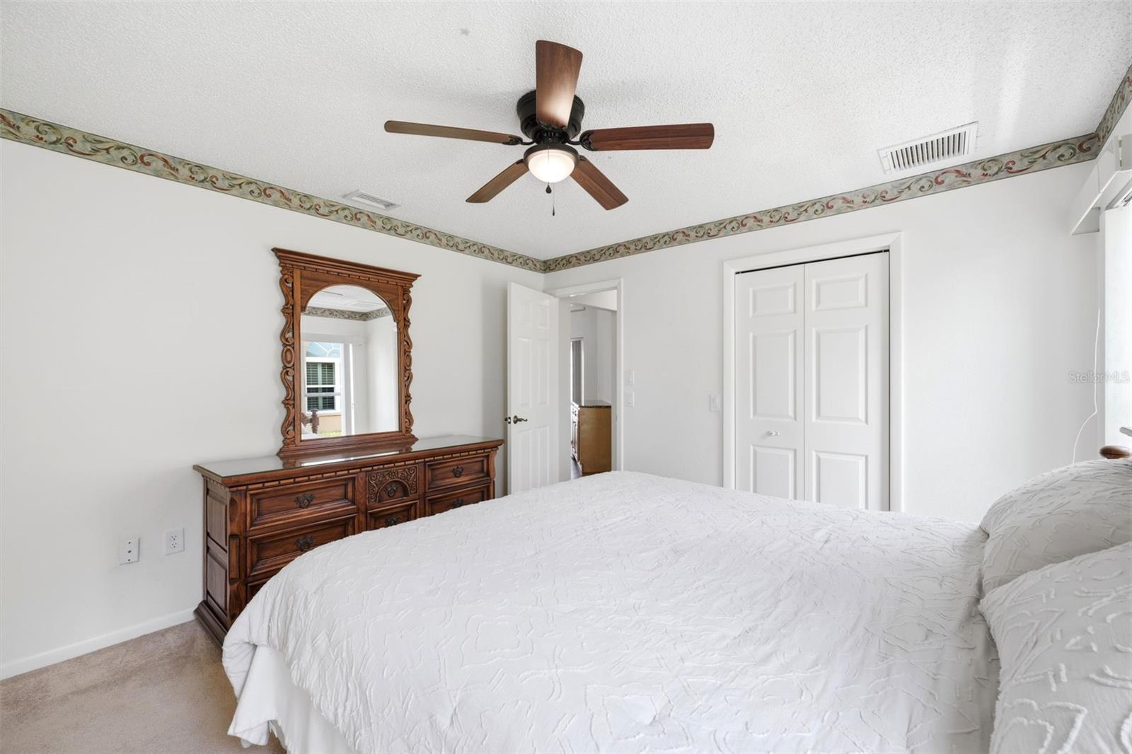 SEVEN HILLS - Residential