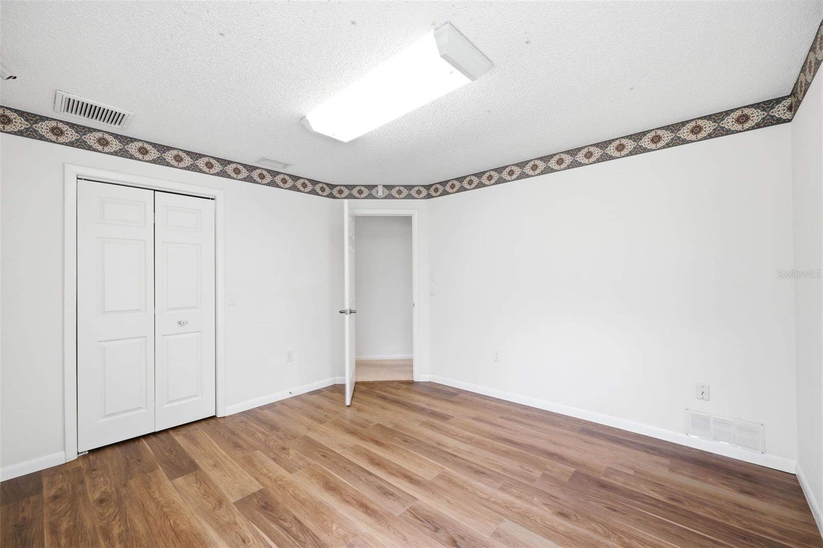 SEVEN HILLS - Residential