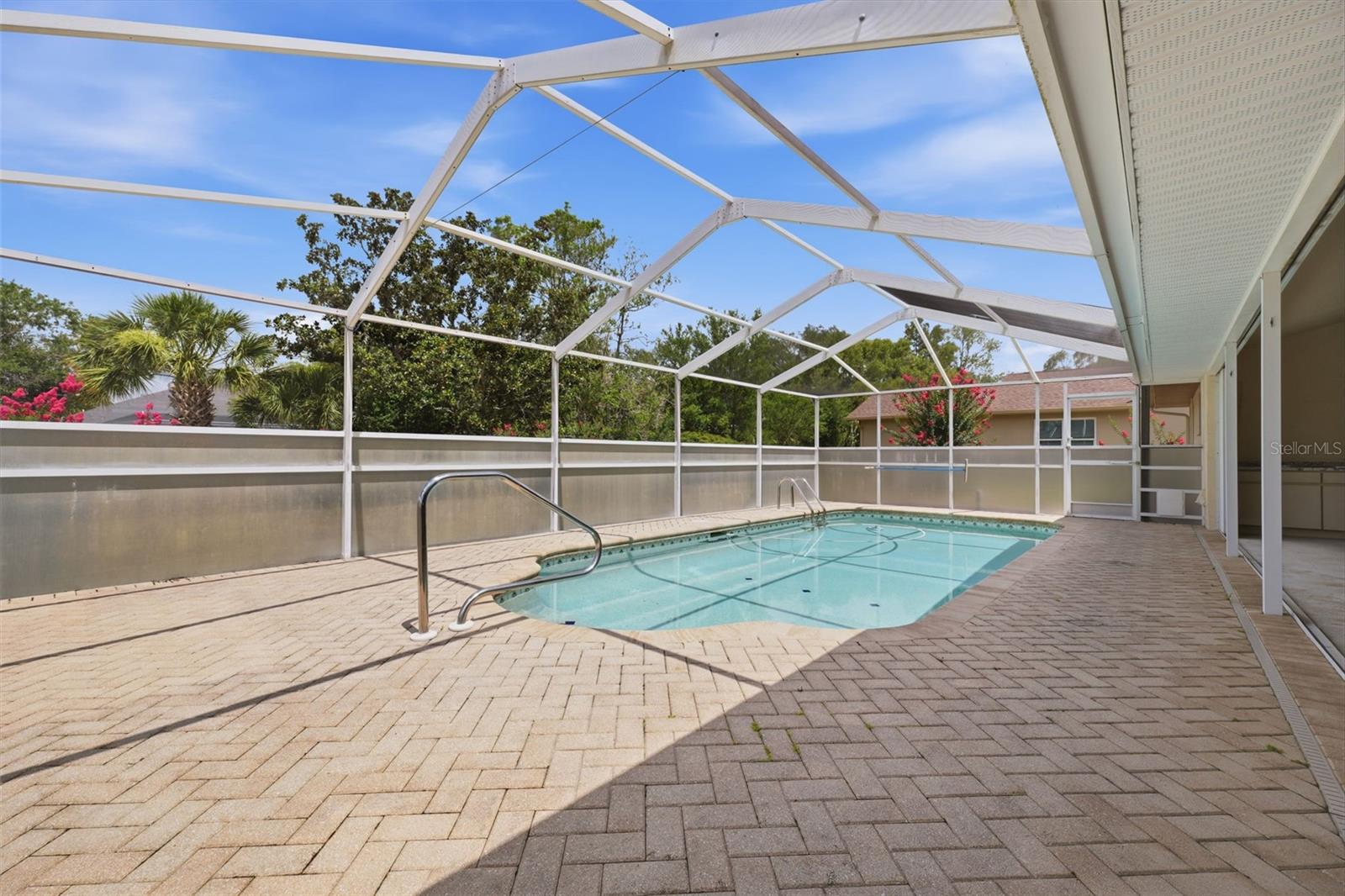 SEVEN HILLS - Residential