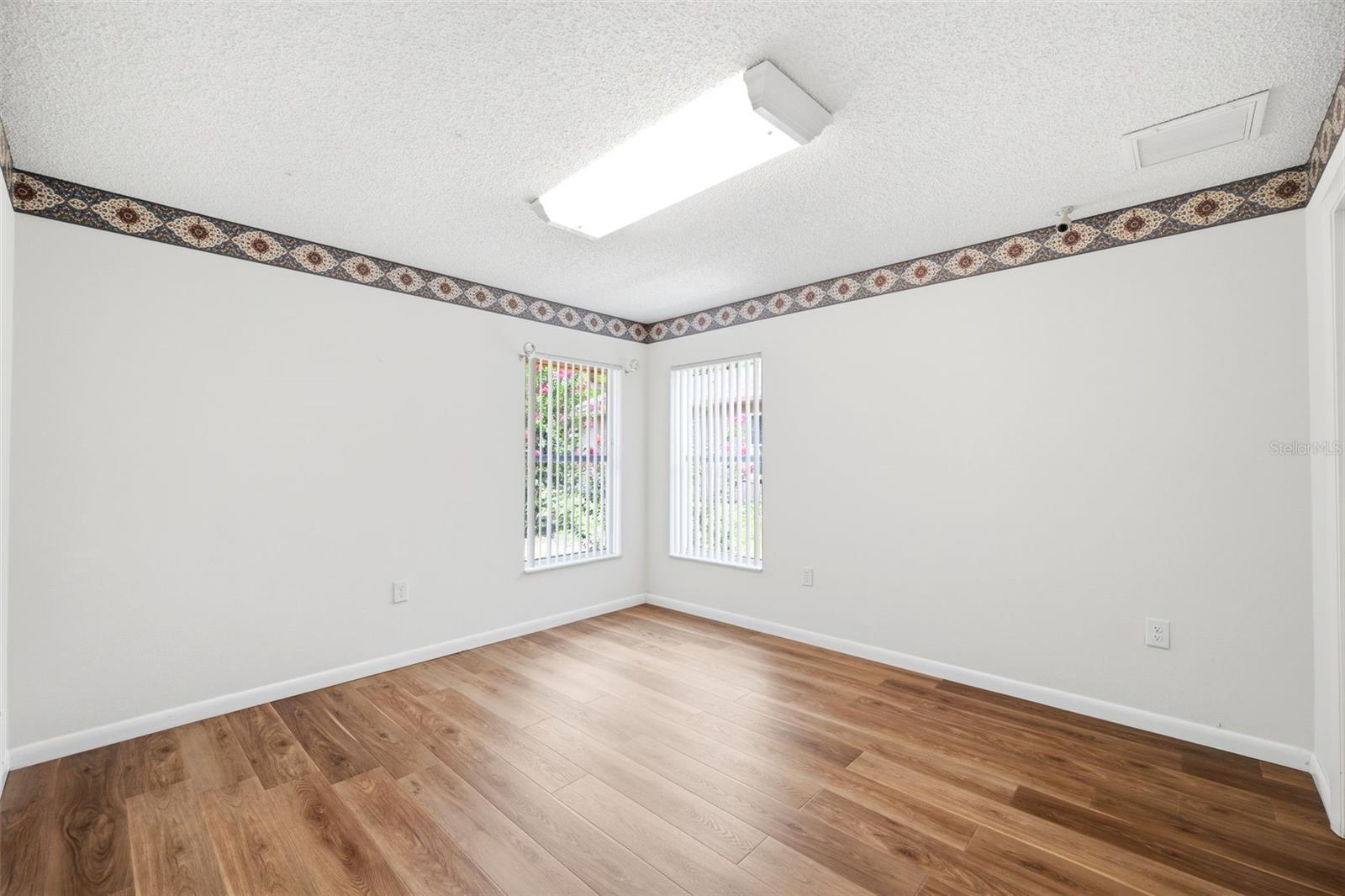SEVEN HILLS - Residential