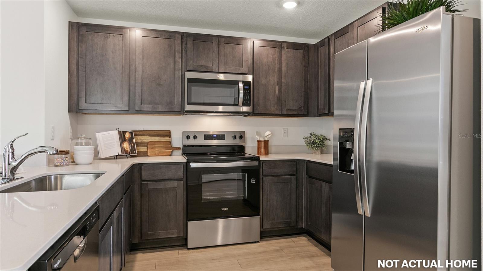 GRAND RESERVE AND GOLF CLUB - Residential