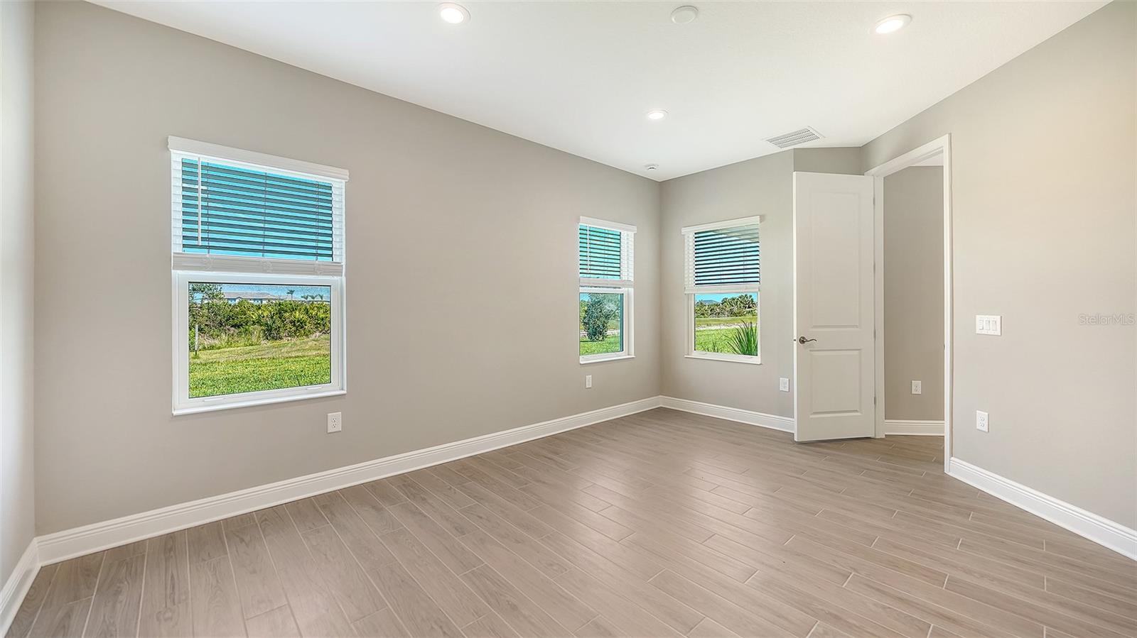 PALMERA AT WELLEN PARK PHASES 1A, 1B, 1C & 1D - Residential