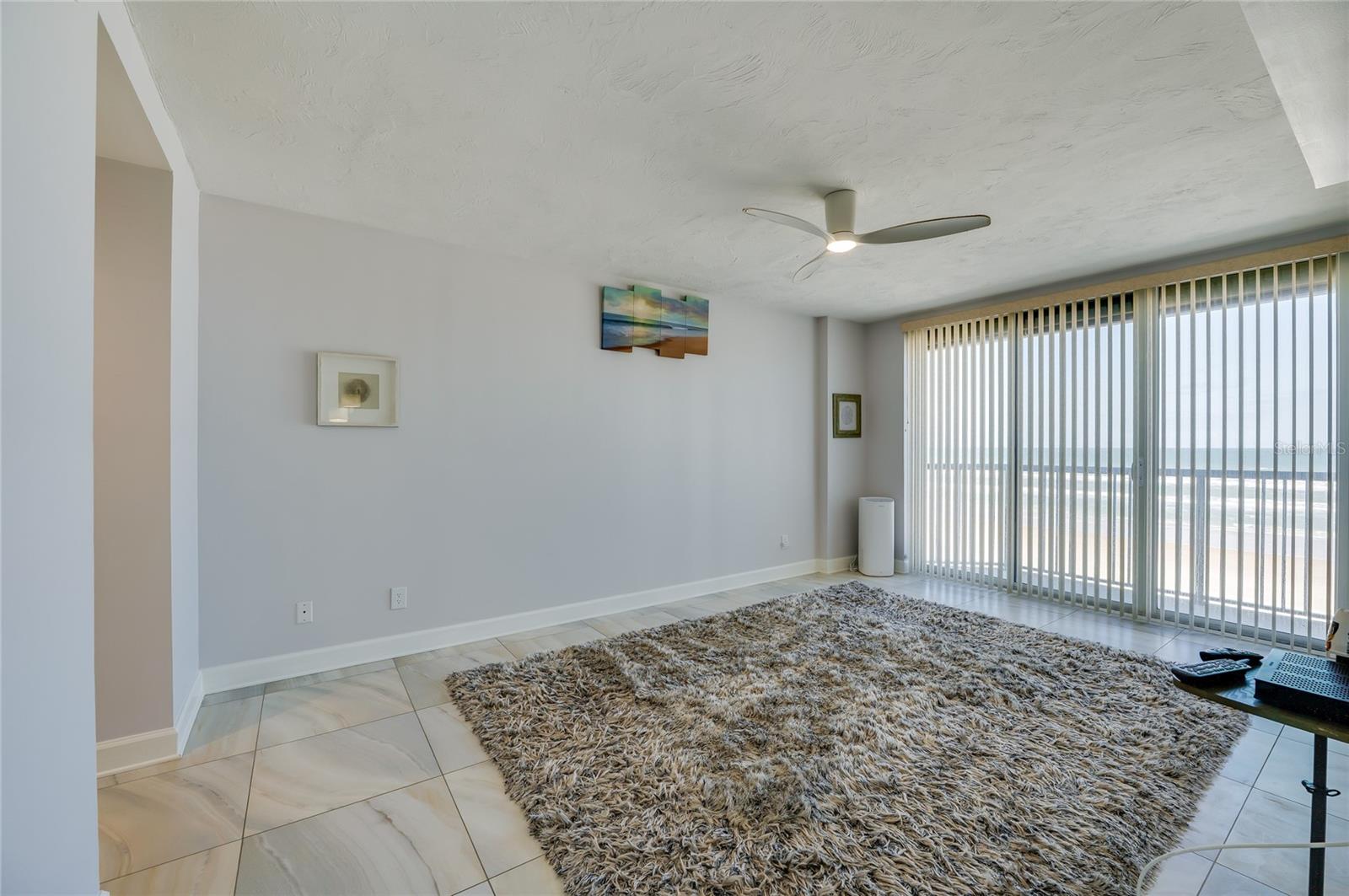 TOWERS AT PONCE INLET TOWER 01 CONDO - Residential