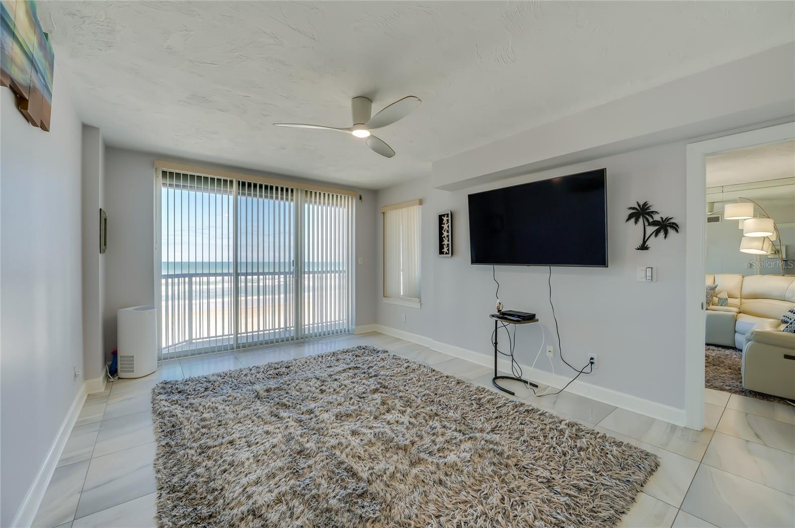 TOWERS AT PONCE INLET TOWER 01 CONDO - Residential