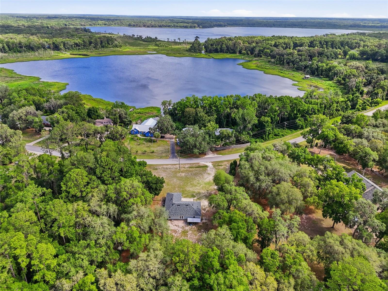 FOUR LAKES COMMUNITY - Residential