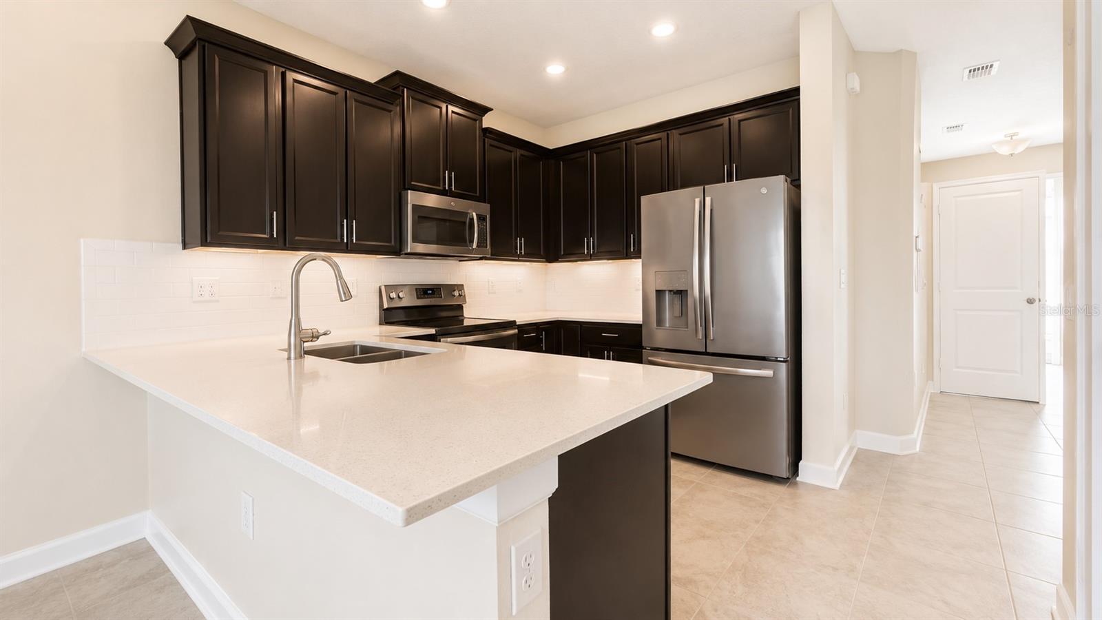 STOREY LAKE TR K - Residential