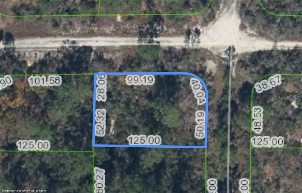 Prime corner lot in Sun N Lakes of Lake Placid. Located in a growing area with strong demand, this property offers excellent potential for future development or investment. Quiet neighborhood with convenient access to local amenities, golf courses, and lakes—ideal for building or holding. Motivated seller — bring all reasonable offers.