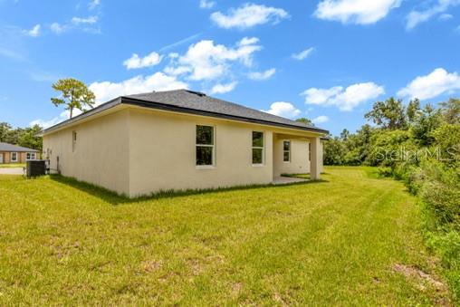 LAKES EDGE - Residential