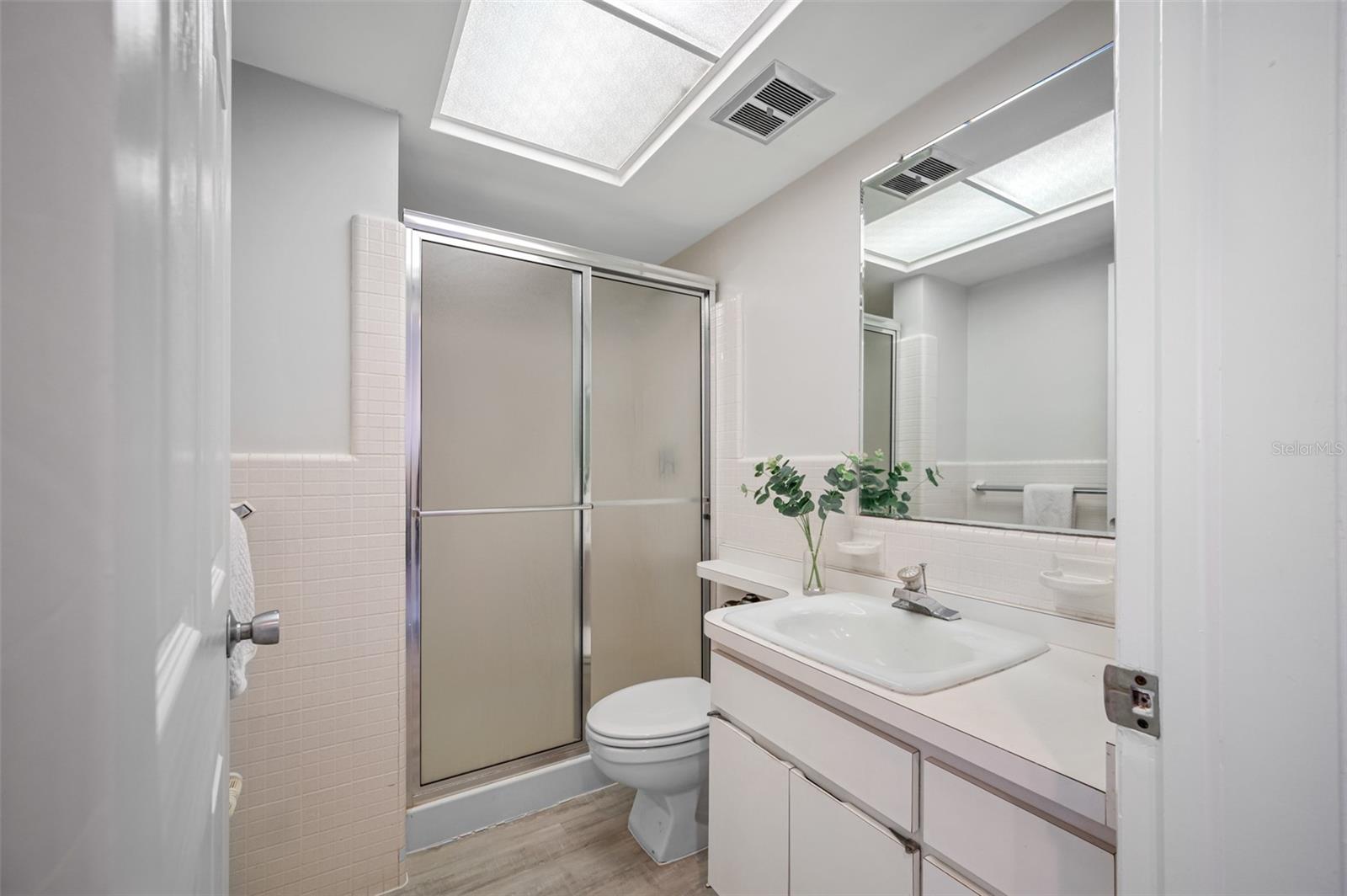 SYLVETTE CONDO - Residential