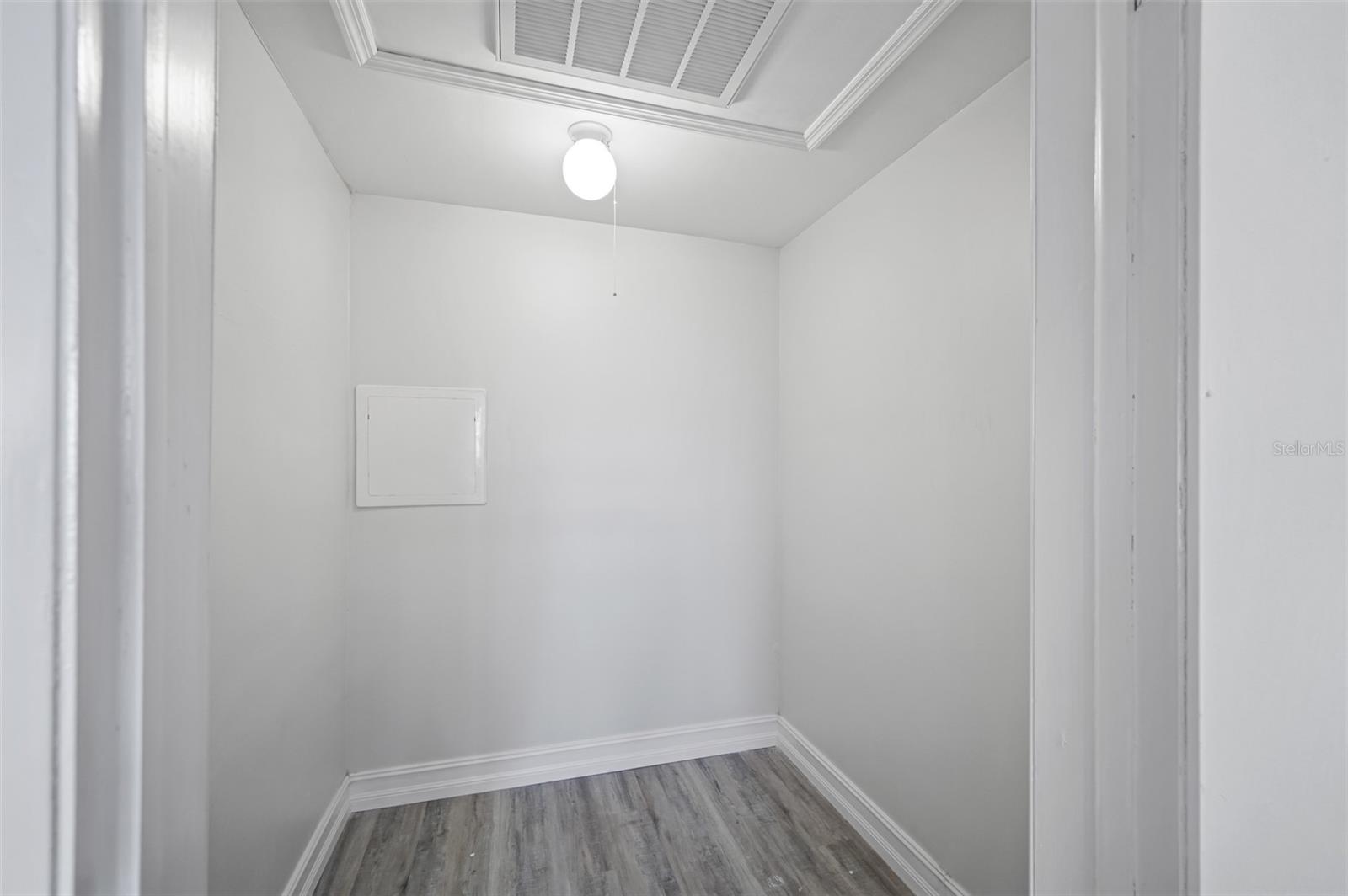 SYLVETTE CONDO - Residential