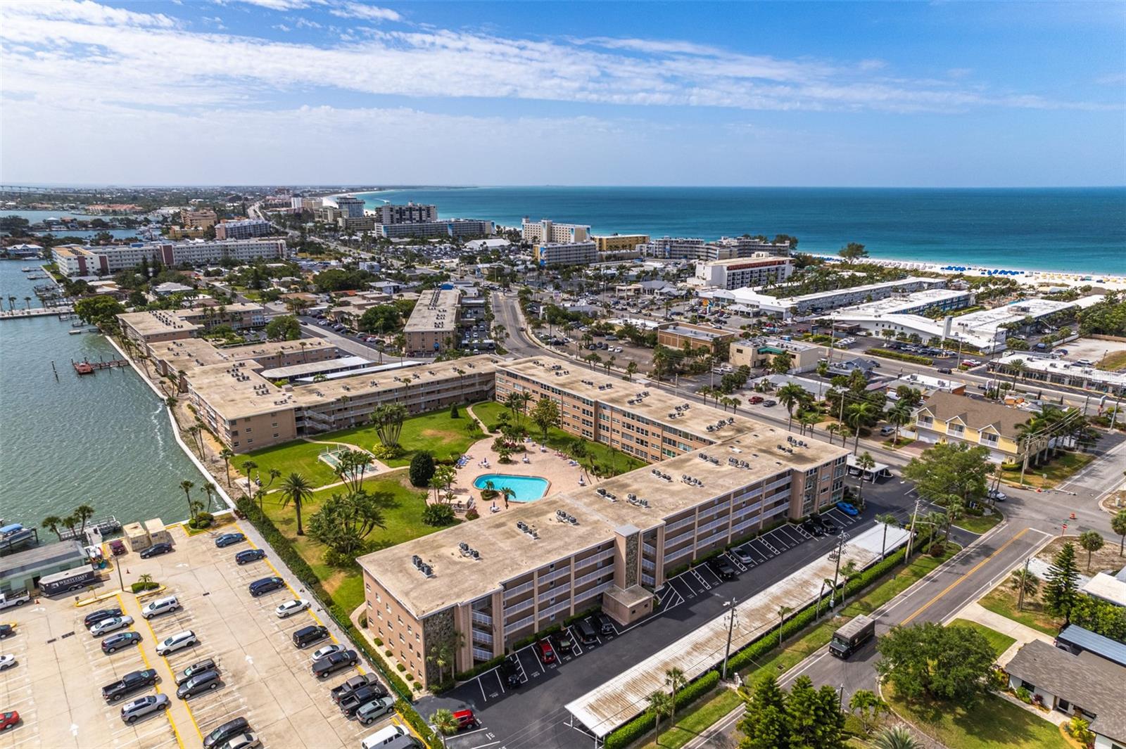 SYLVETTE CONDO - Residential