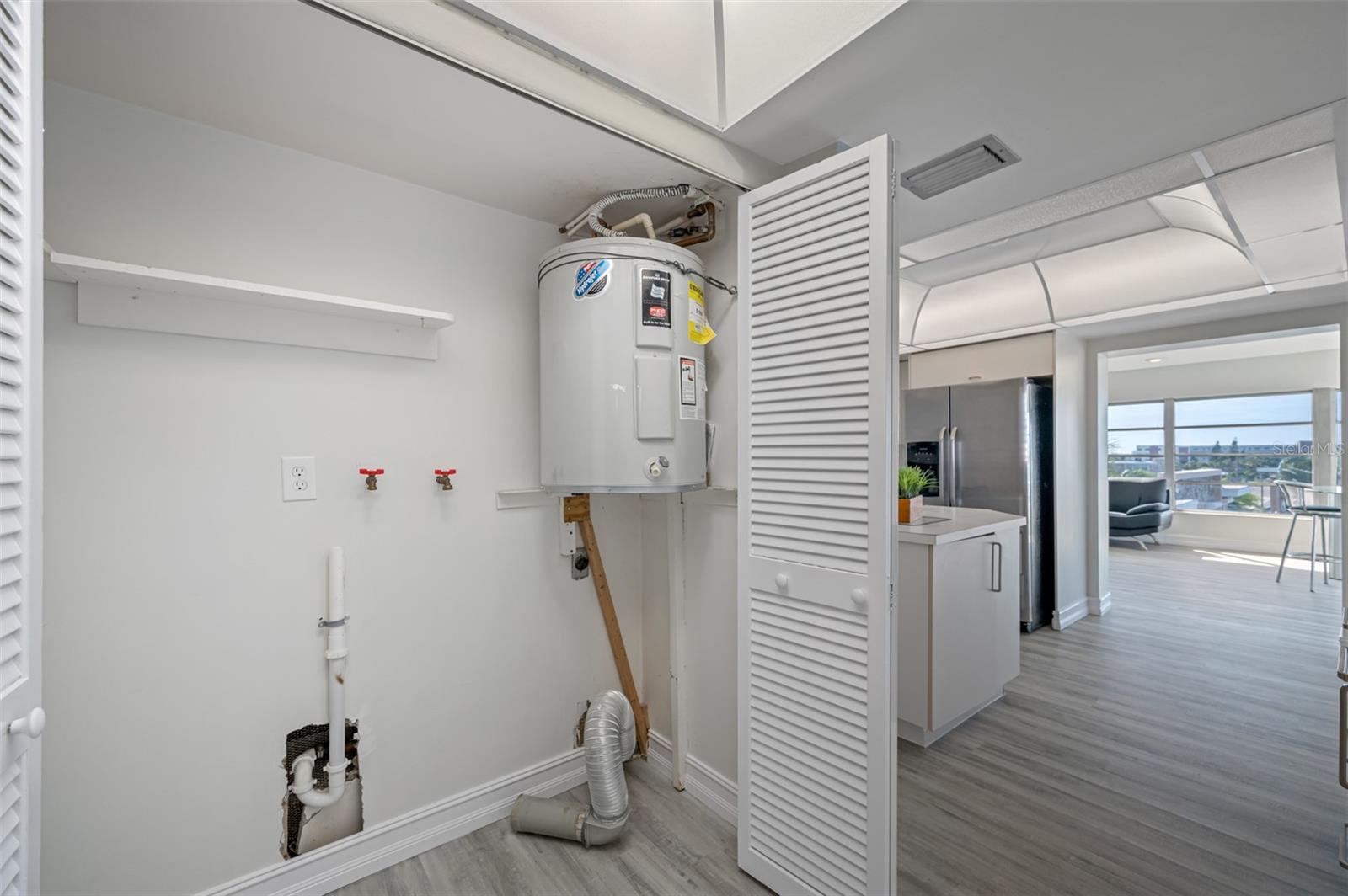 SYLVETTE CONDO - Residential