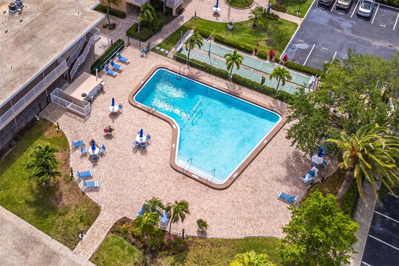 SYLVETTE CONDO - Residential